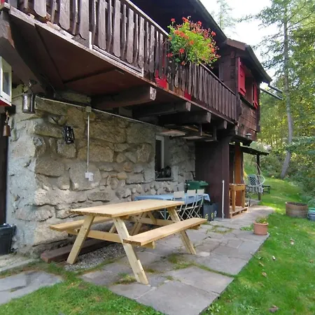 Petit Rustique Et Bucolique Chalet Bovernier