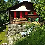 Petit Rustique Et Bucolique Chalet *