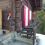 Petit Rustique Et Bucolique Chalet Bovernier