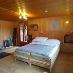Petit Rustique Et Bucolique Chalet *