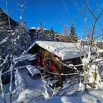 Petit Rustique Et Bucolique Chalet *